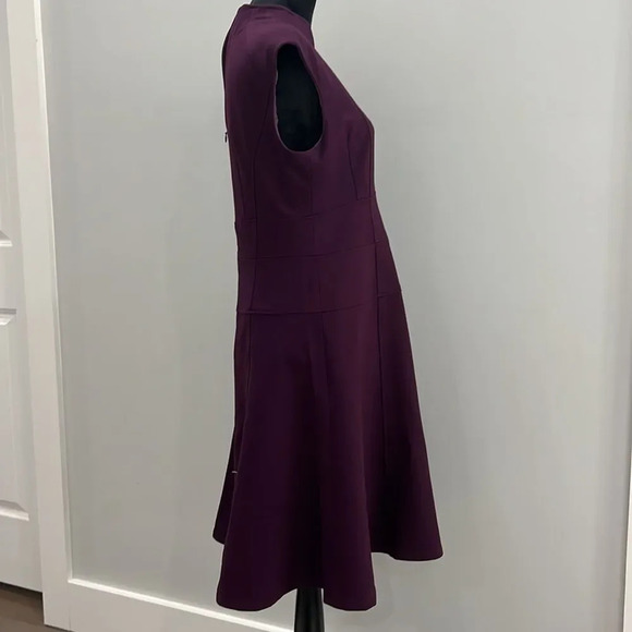 Nanette Lepore,Fit and Flare silhouette Knee Length Sleeveless Plum Dresssize 10 - Picture 9 of 12